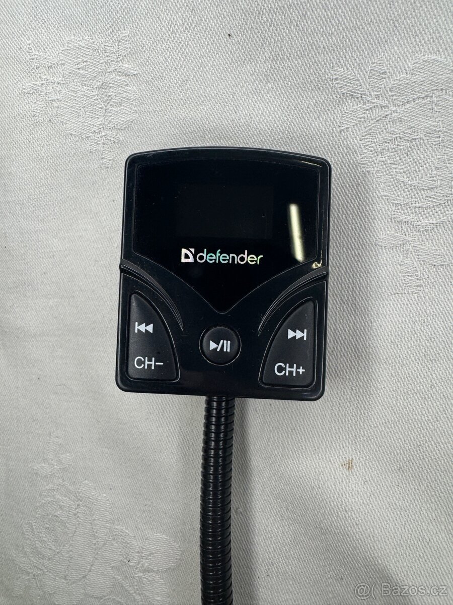 FM Bluetooth vysílač do auta Defender - 3