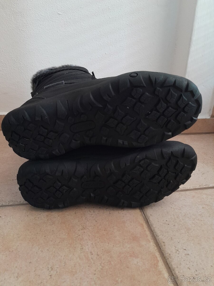 Dámské / dívčí lzimni boty, vel. 38 - nové - 3