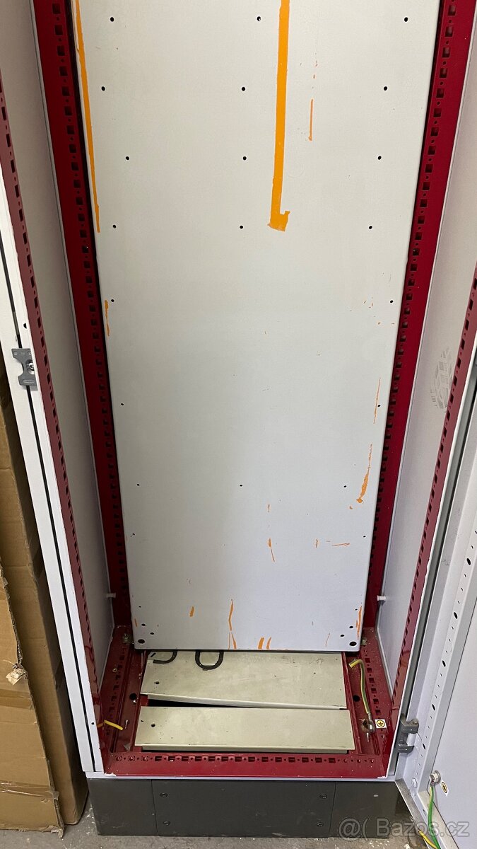 Rozvaděčová skříň - 3