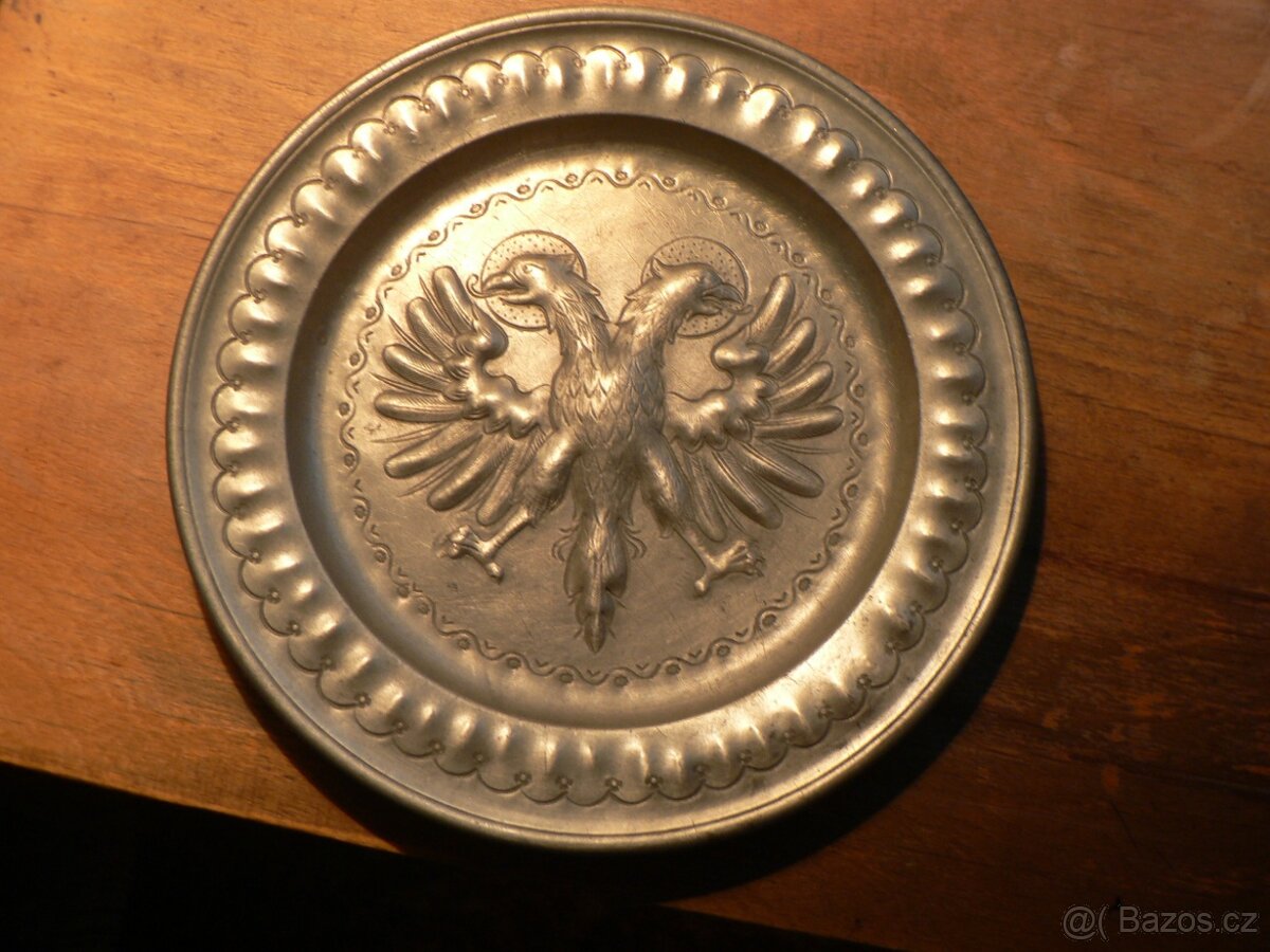 Prodám sbírku cínových talířů 4 kusy - 3