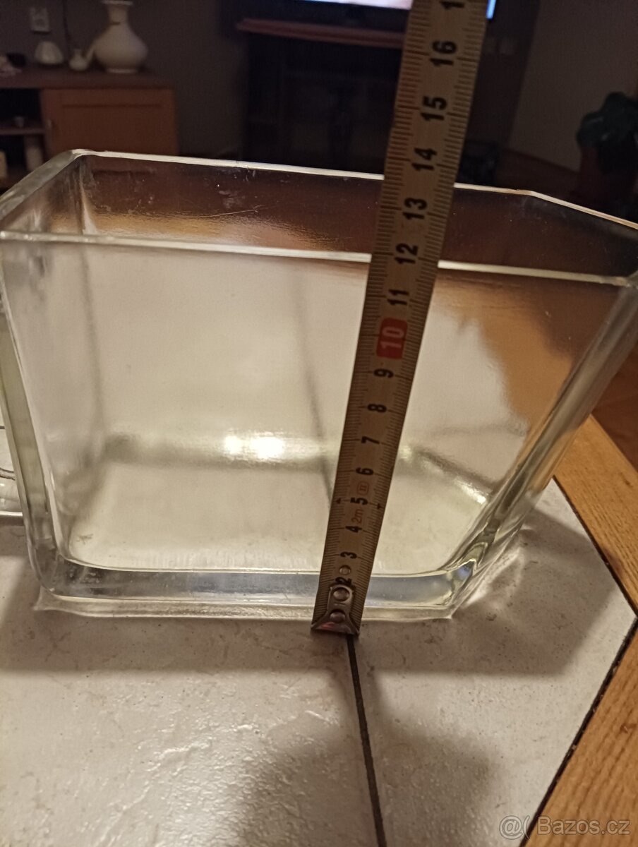 Skleněné dózy - 3