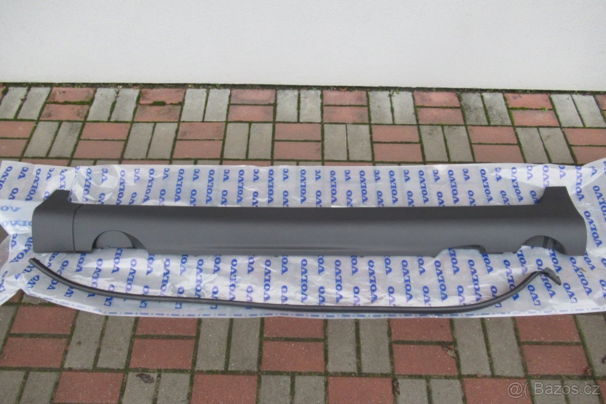 Volvo XC60 práh - 3