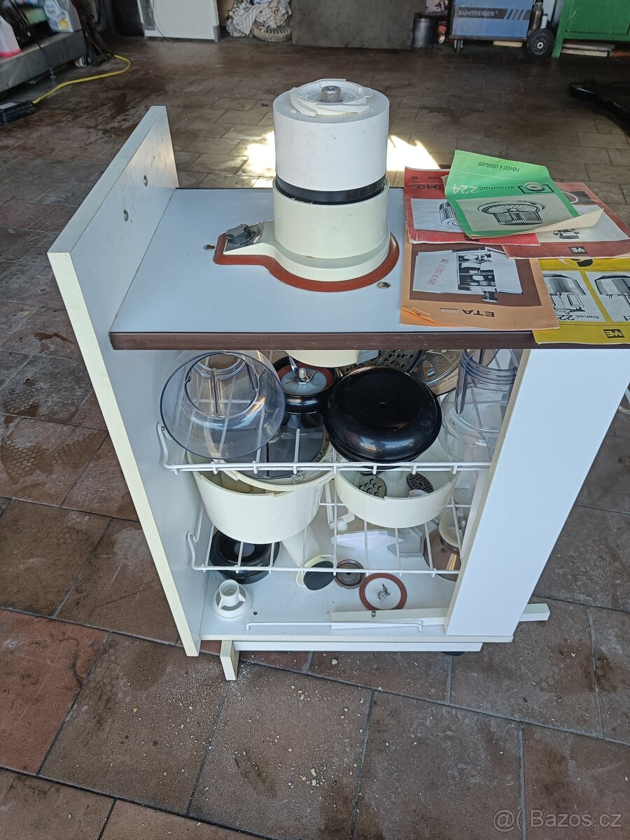 kuchyńský robot retro - 3