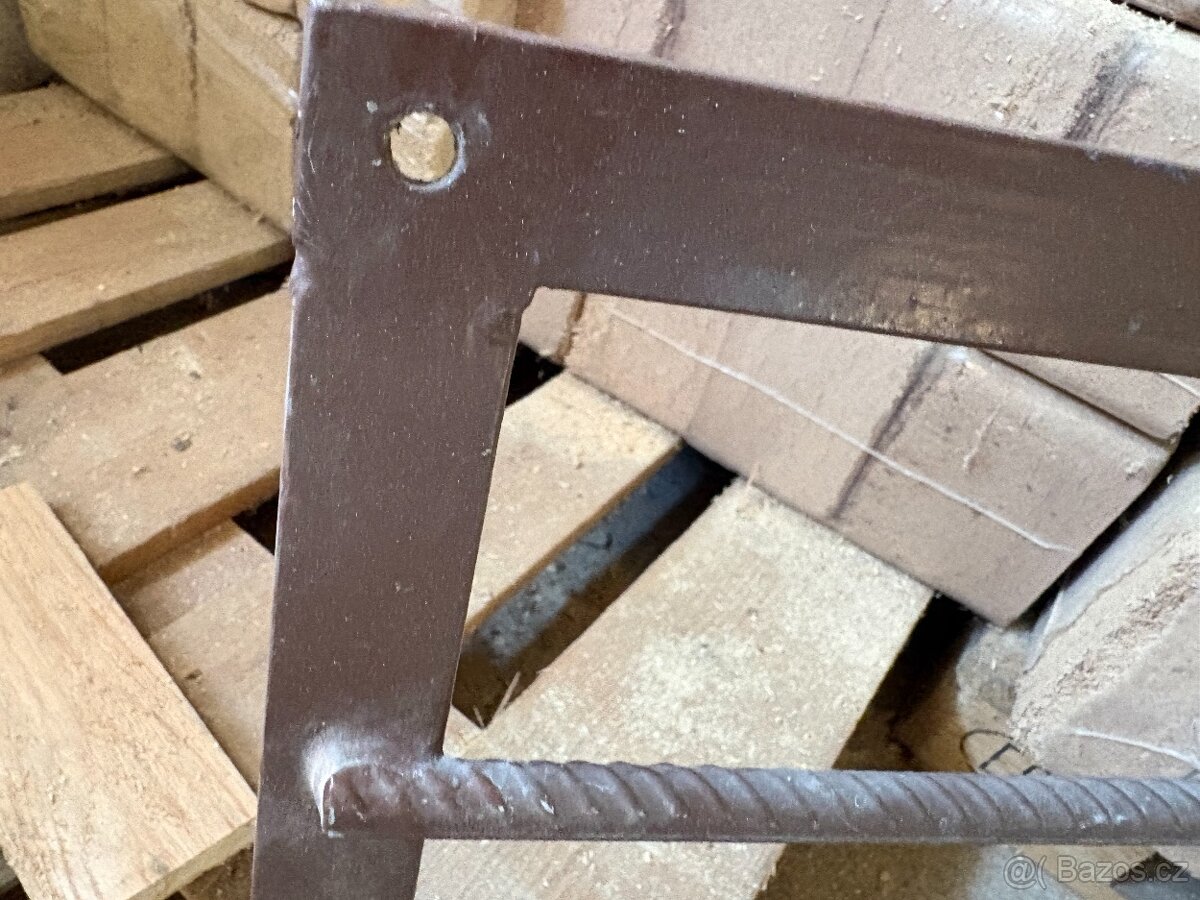 Mříž na okno (sklep) 62x50cm - 3