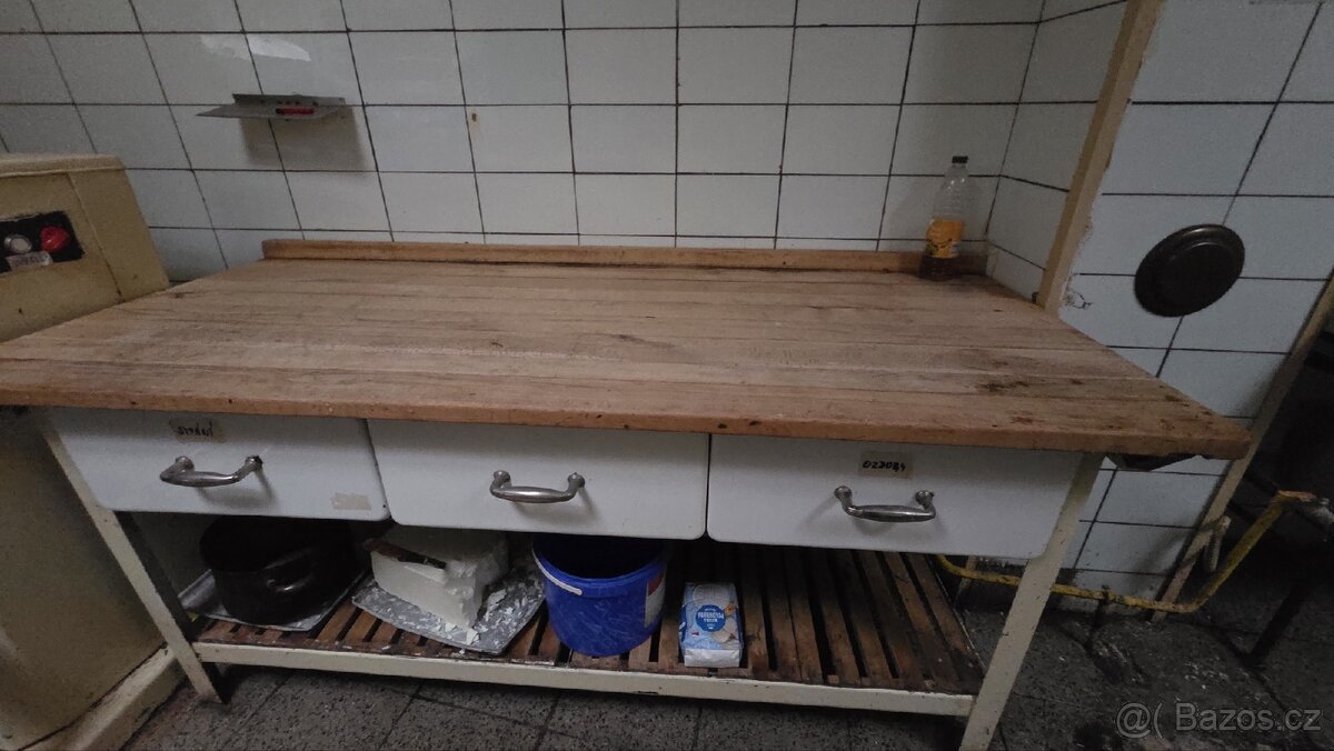 Cukrarske vybaveni - 3