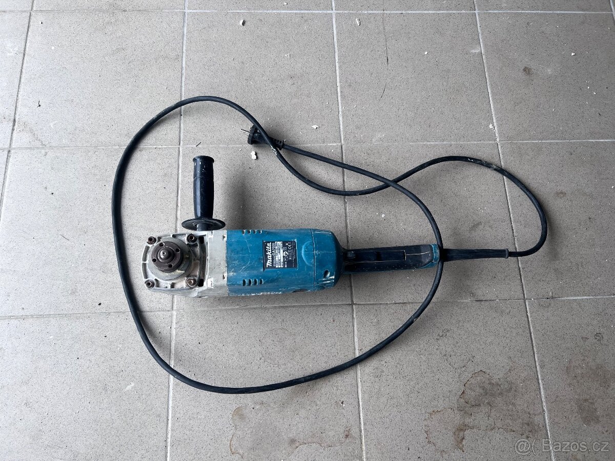 Prodám velkou úhlovou flexu Makitu - 3