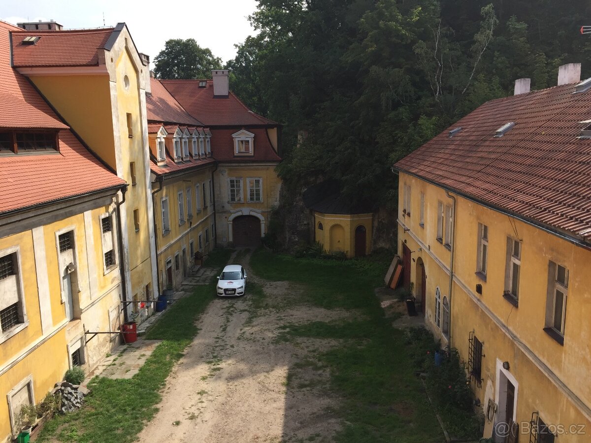 Pronájem skladu 200 m² - 3
