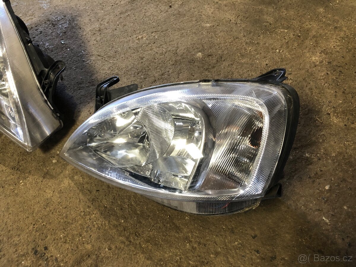 Opel Corsa C Combo Přední svetla - 3