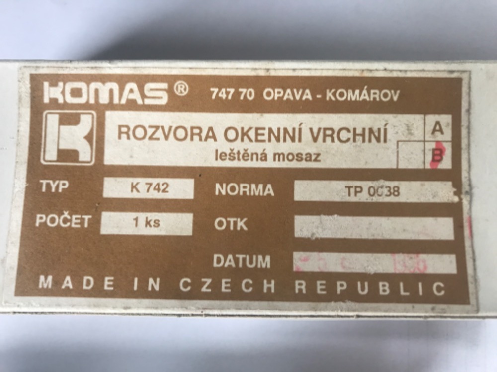 Mosazná klika okenní 3 ks. Komas Opava-nové nepoužité - 3
