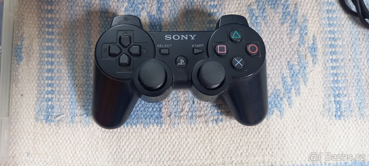 Playstation 3 160GB čtete - 3