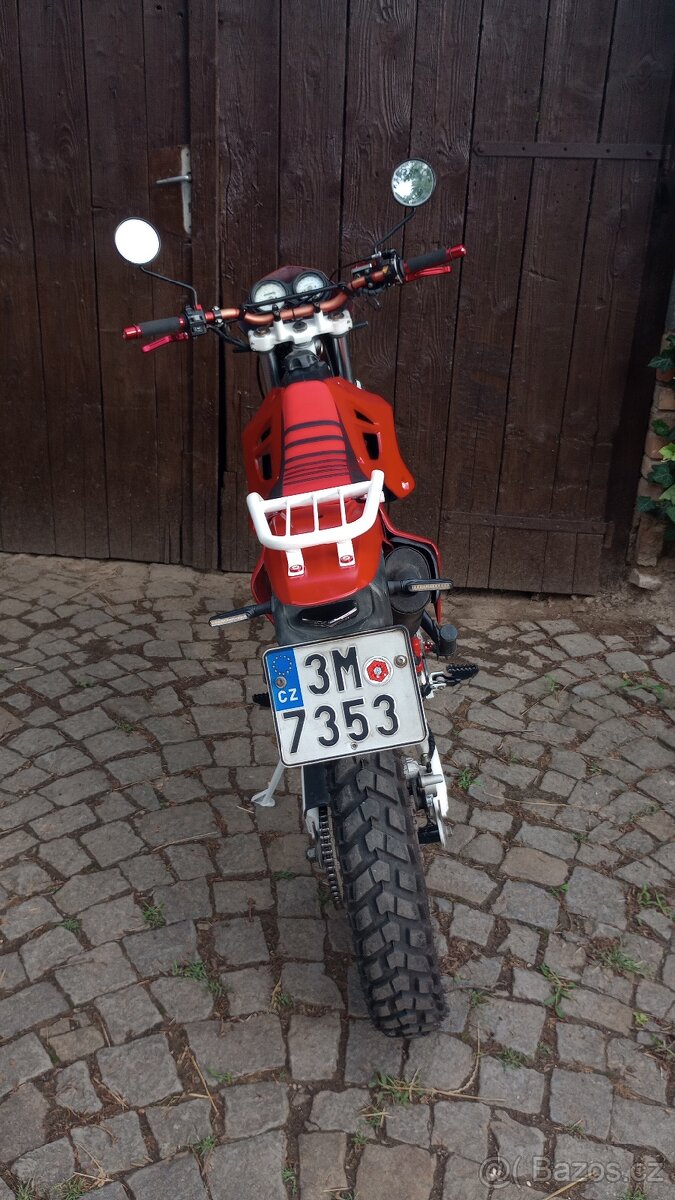 Yuki ST 125 SM - 3