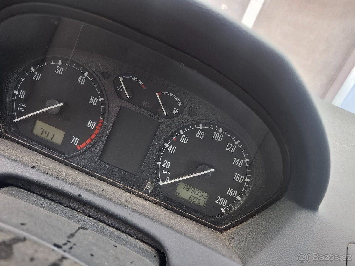 Prodám Škoda fabia 1.4 - 3