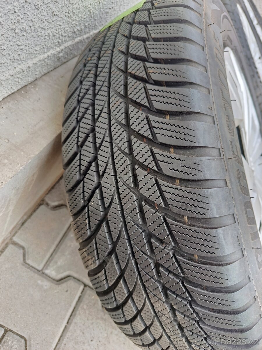 Zimní kola Audi BRIDGESTONE BLIZZAK LM001 215/65 R 17 - 3