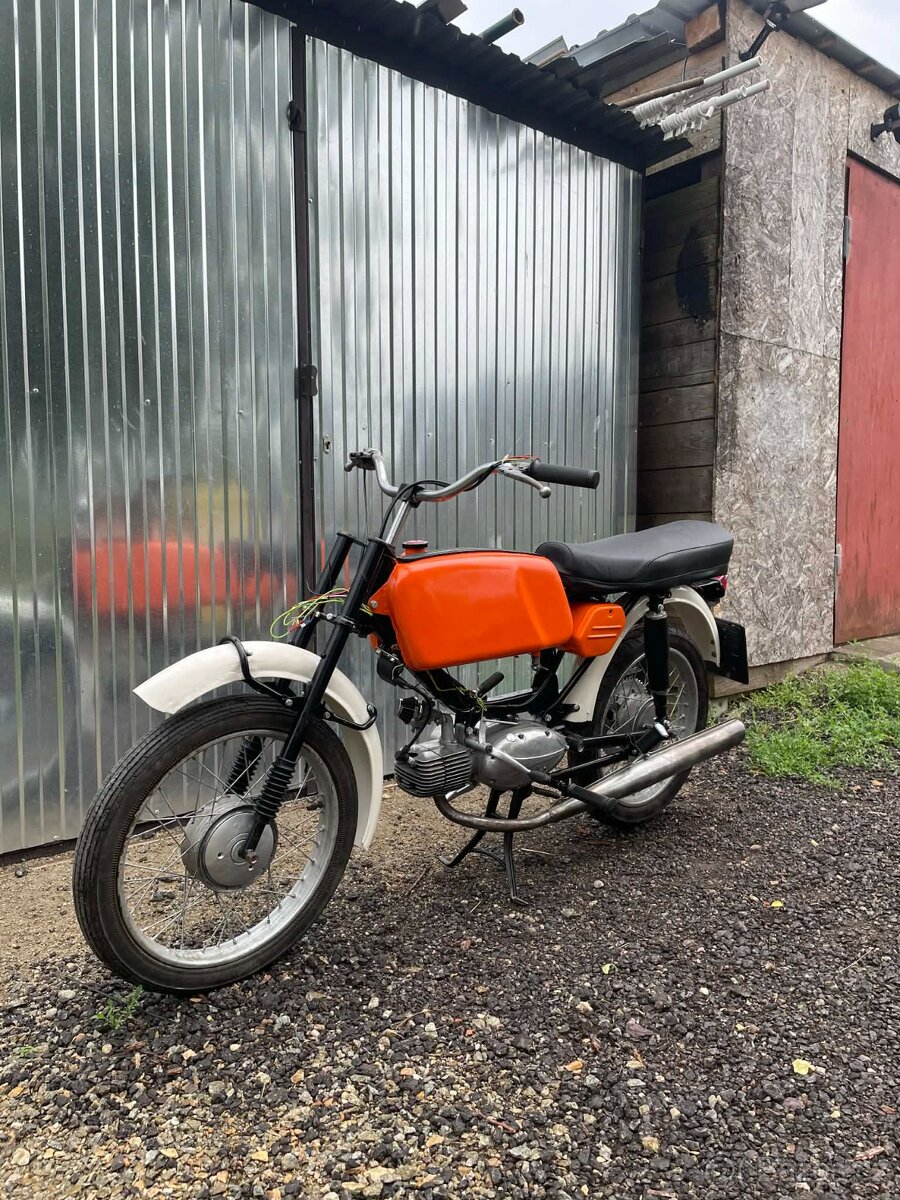 Jawa mustang - 3