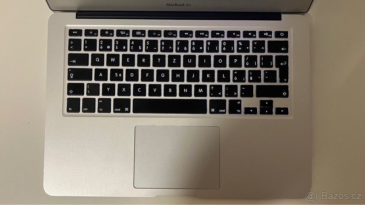 Macbook Air 13” 2015 top stav - 3
