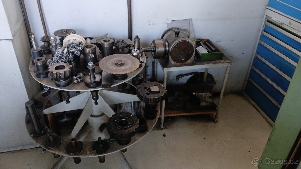 Fréza konzolová CNC FGS 40/50 - 3
