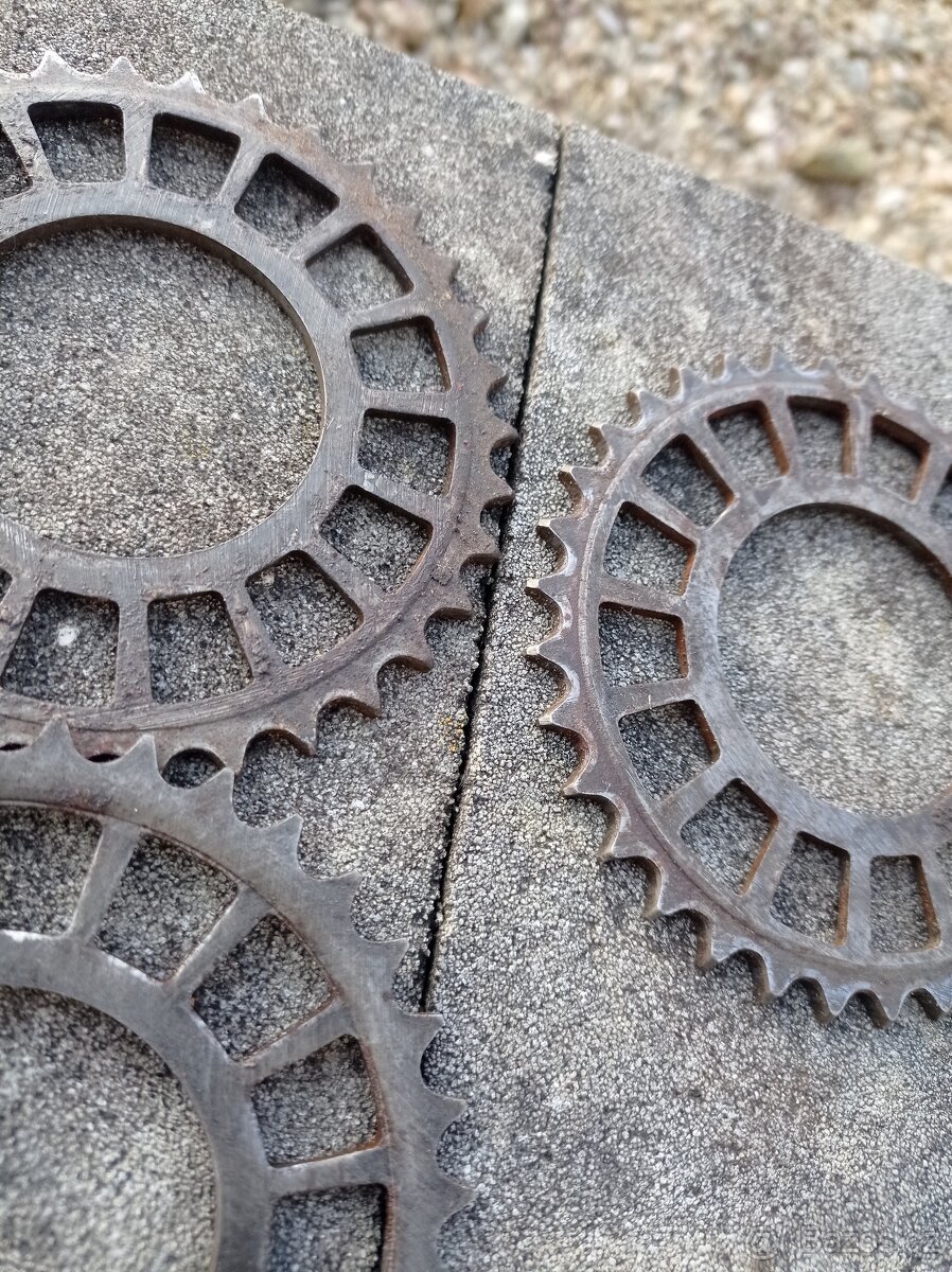 JAWA 50 05, 20, 21, 23 Mustang Pionýr - 3