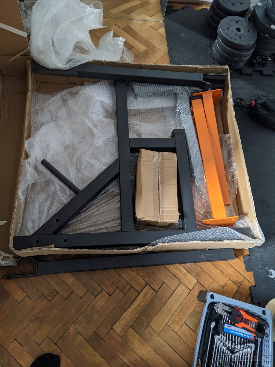 Mirafit squat rack stojan so safety bars (dobrý stav) - 3