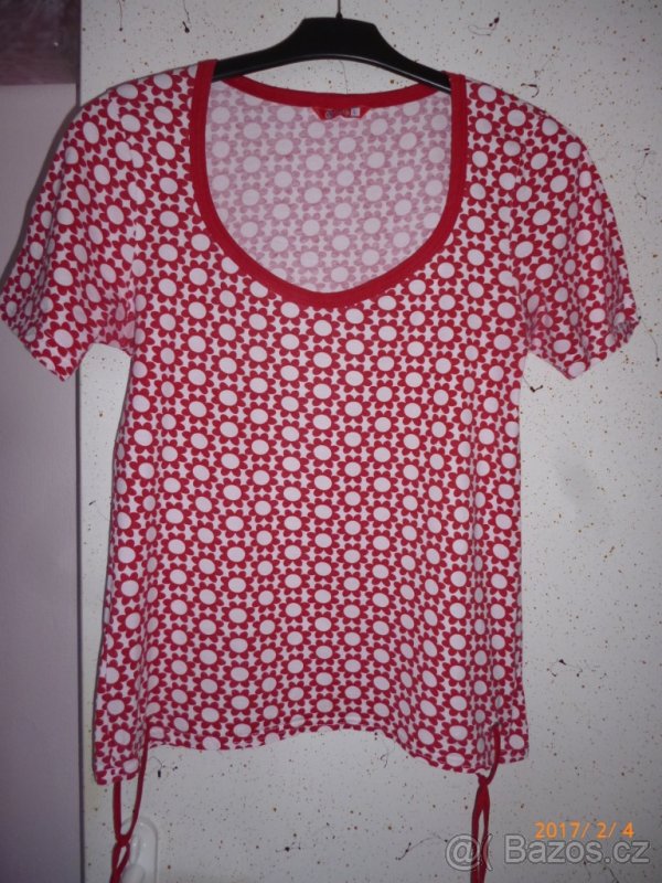 8 x červené triko - SLEVY - 3
