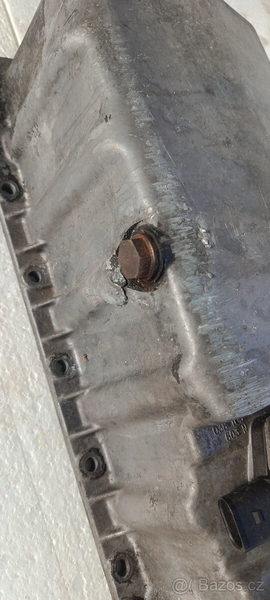 Olejová vana 1.9 tdi 81kw 038103603N - 3