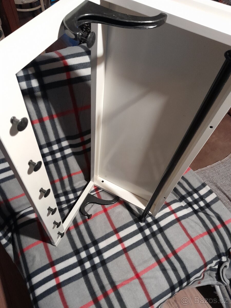 Ikea nástěnný věšák Hemnes - 3