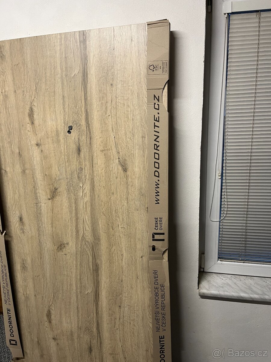 DOORNITE Falcové interiérové vstupní dveře s kukátkem kaš. f - 3