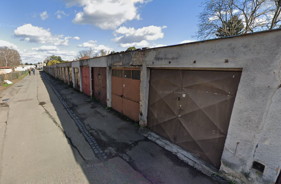 Zděná garáž v Čakovicích - 3