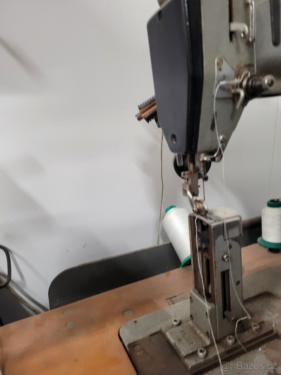Průmyslový šici stroj Minerva - 3