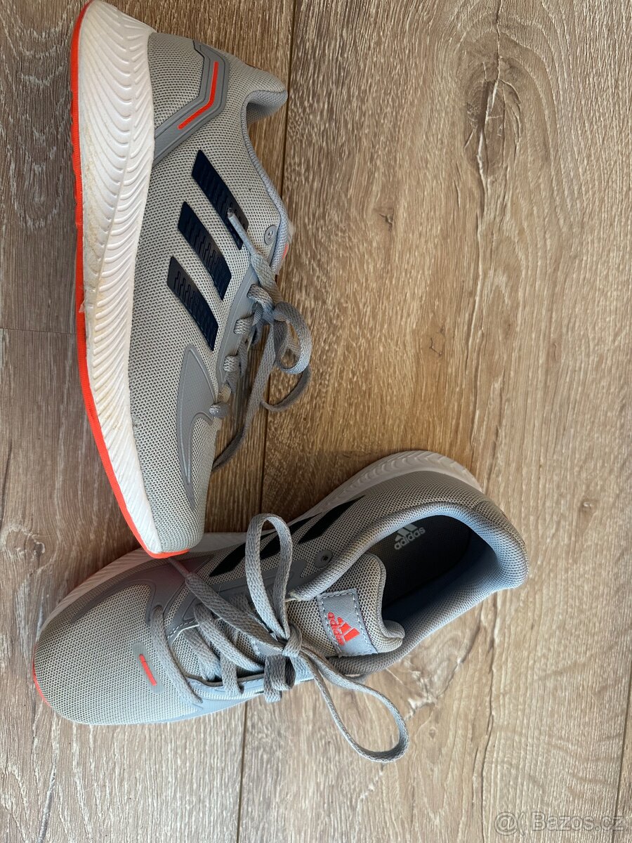 Tenisky Adidas,velikost 34 - 3