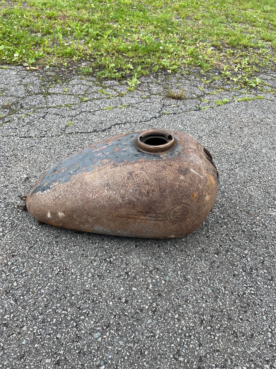 Nádrž ČZ 125 t - 3