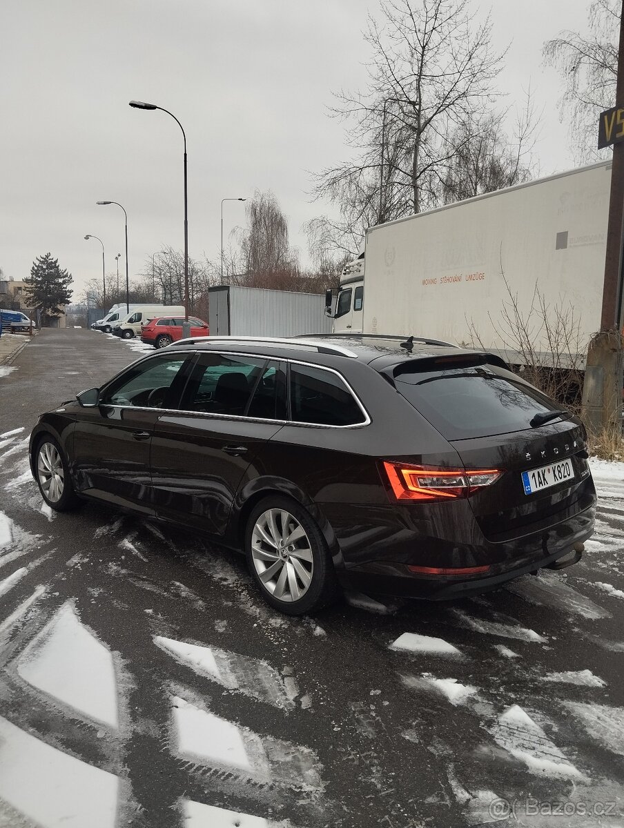 Škoda Superb 3 kombi 2.0 tdi 110kw - 3