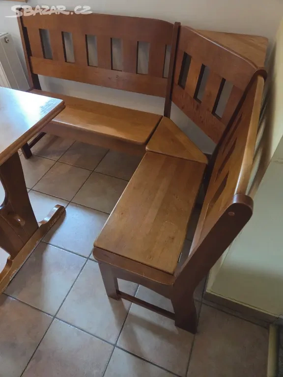 Rohový jídelní kout - 3