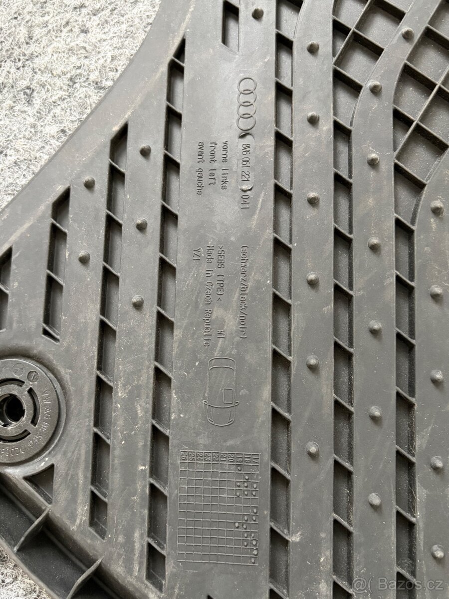 Originál Audi RS3 gumové koberce 2 kusy - 3