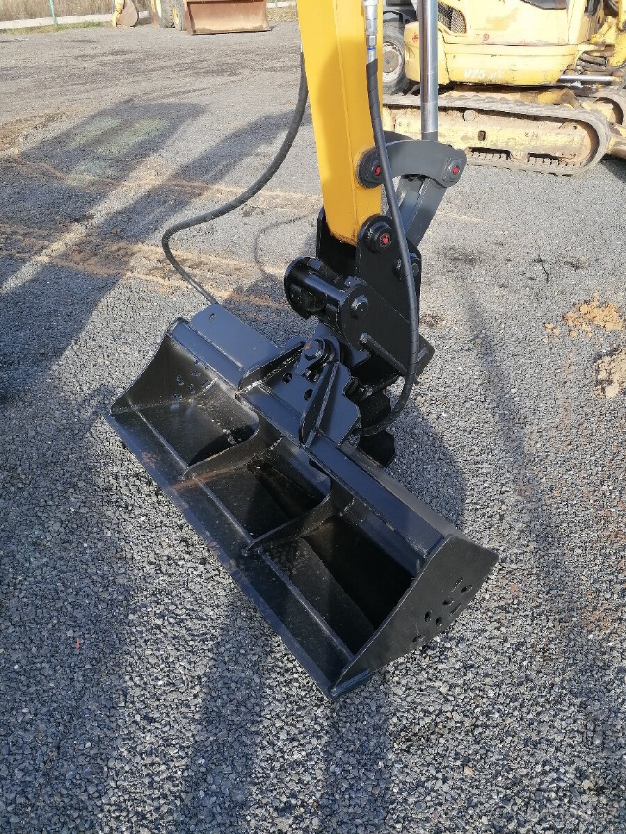 Minibagr Liugong 9027 Nový stroj. včetně lopat. Nyní akce - 3