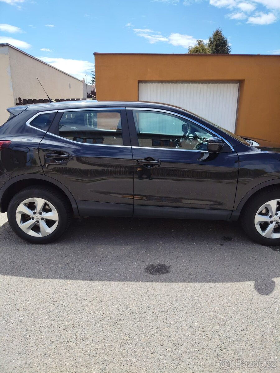 NISSAN QASHQAI 1,2 - 3