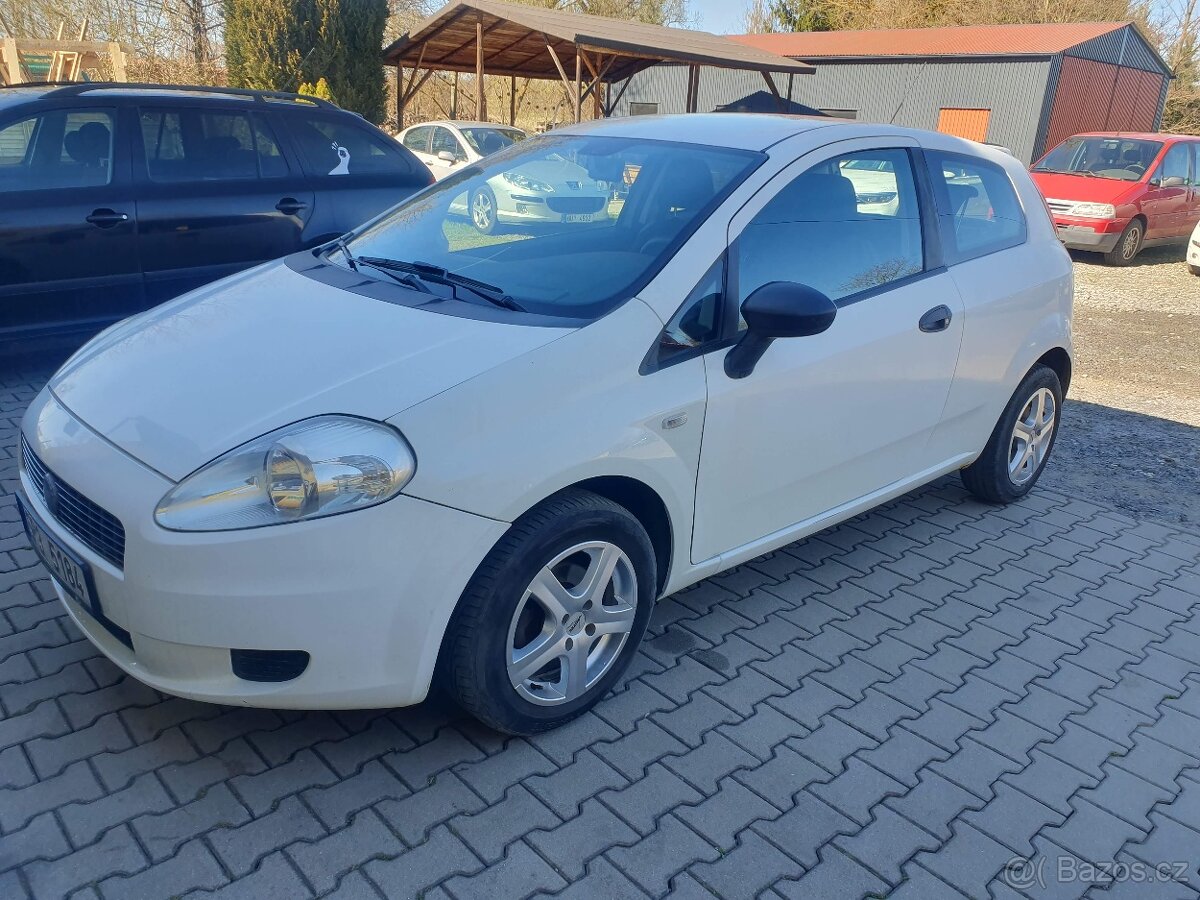 Fiat Grande Punto 1.3 D Multijet - 3