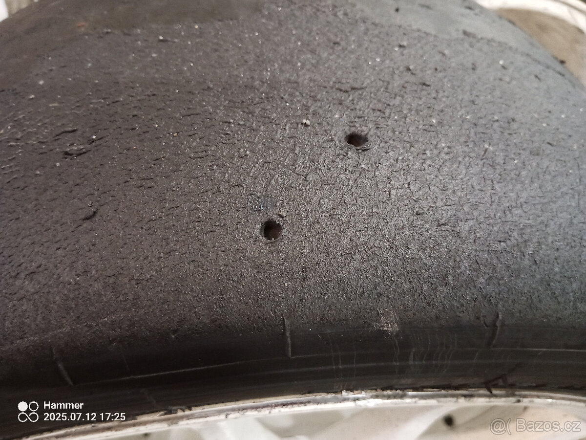 slicky yokohama advan 230/610R17 soft - 3