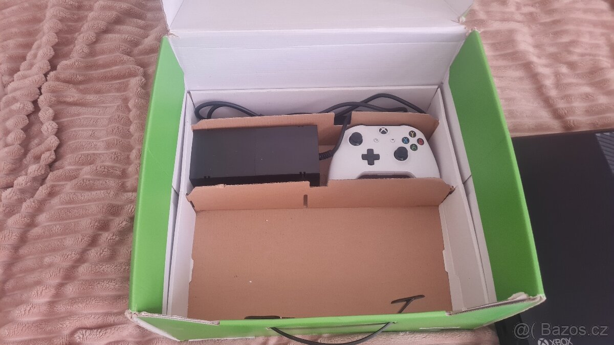 Xbox one (500GB) - 3