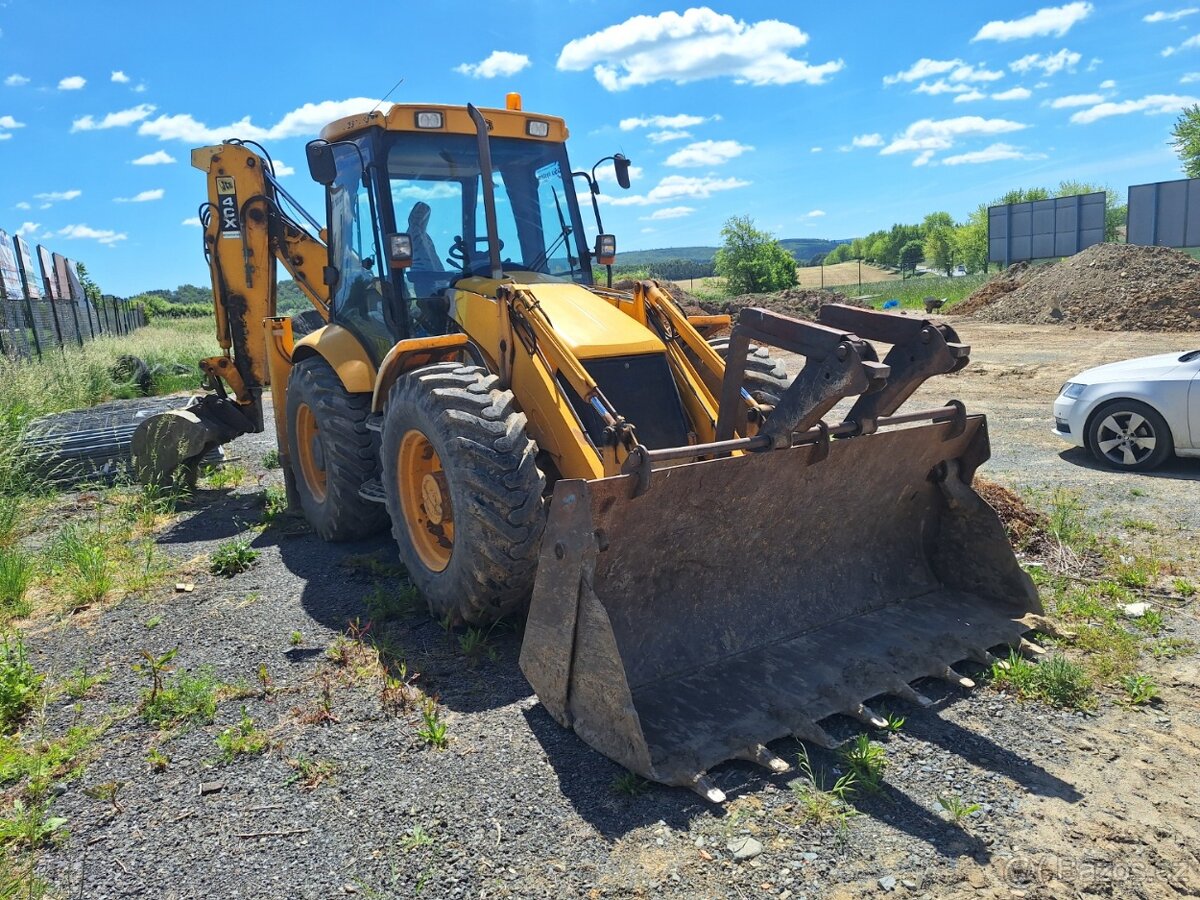 JCB 4CX 4X4 - 3