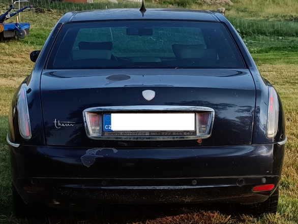 Lancia Thesis - 3