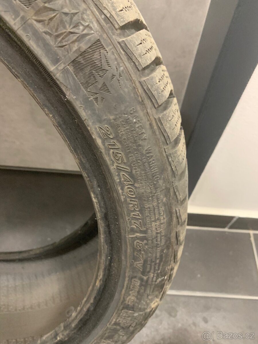 Zimní nexen 215/4017 - 3