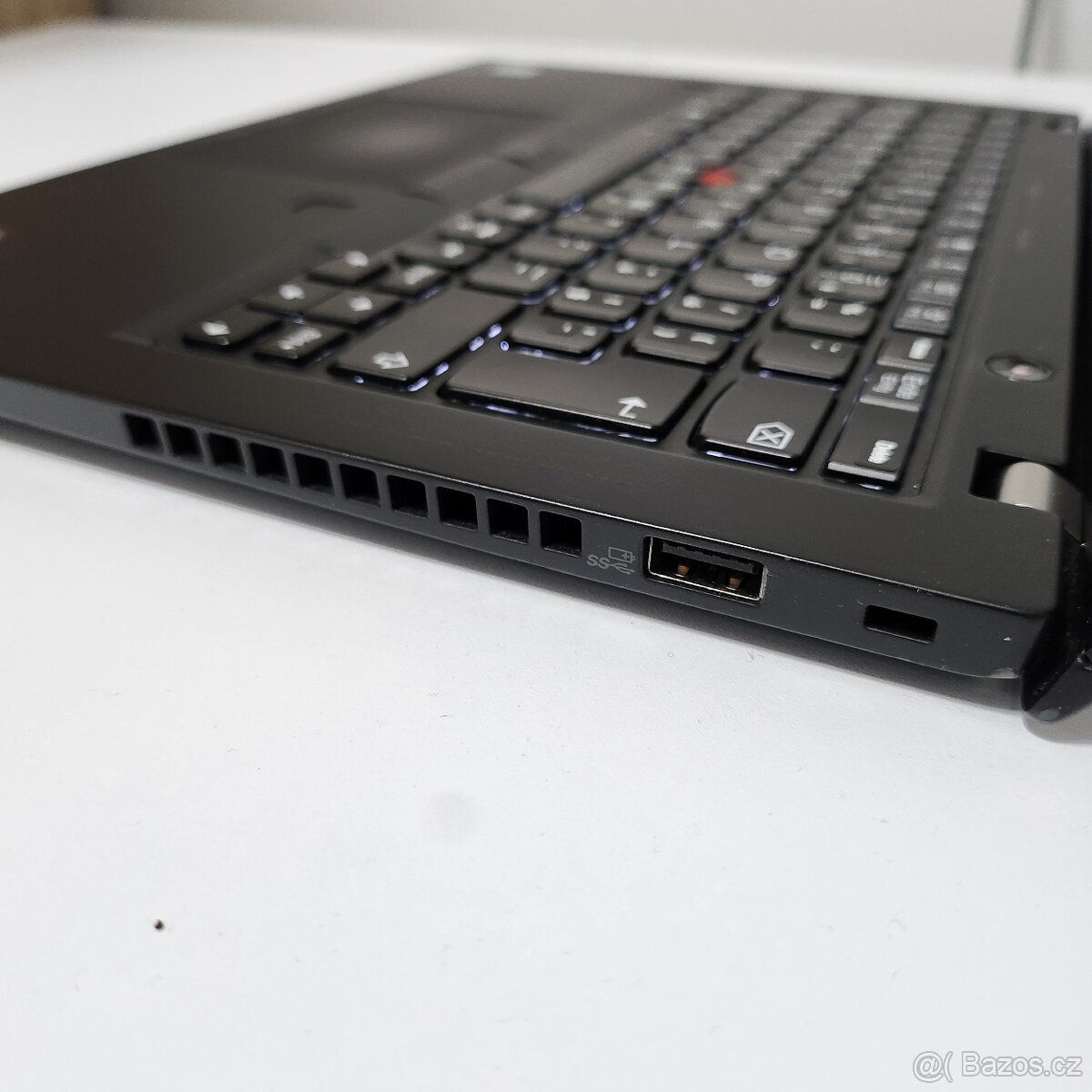 Lenovo Thinkpad X390 - 3
