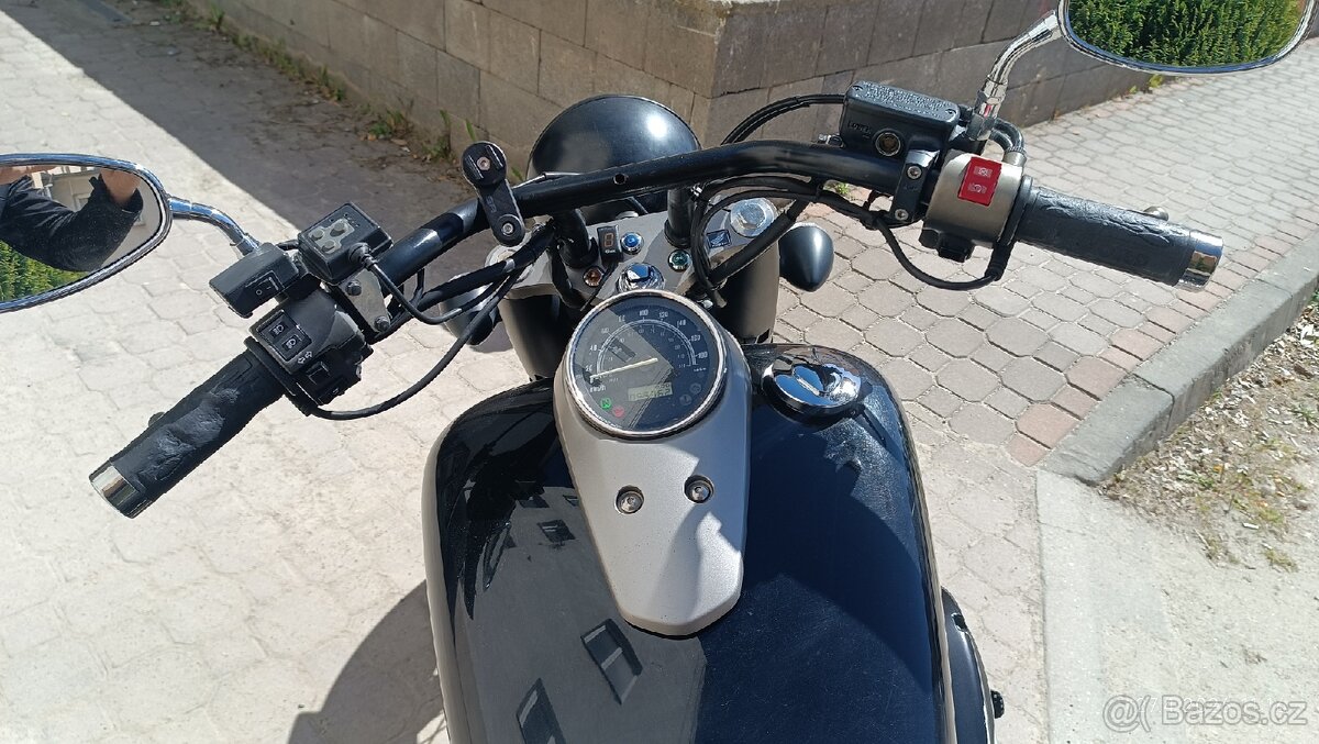 Honda Shadow 750 C2B - 3