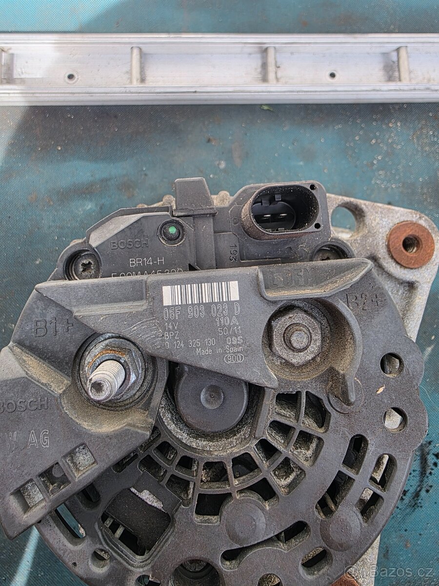 Alternátor Bosch 110A 06F903023D - 3