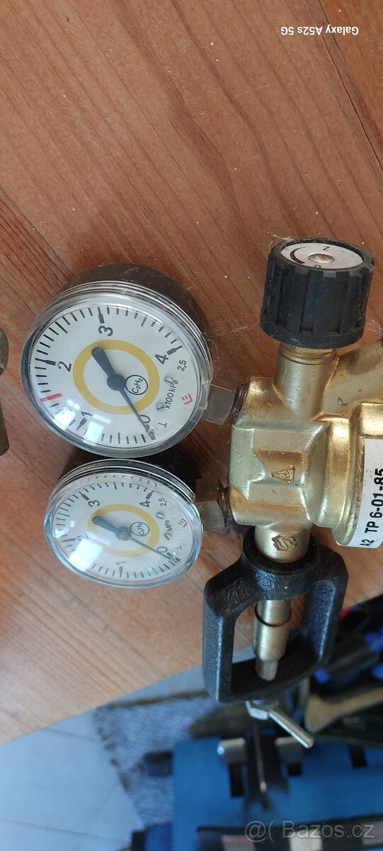 Budíky k autogenu - 3