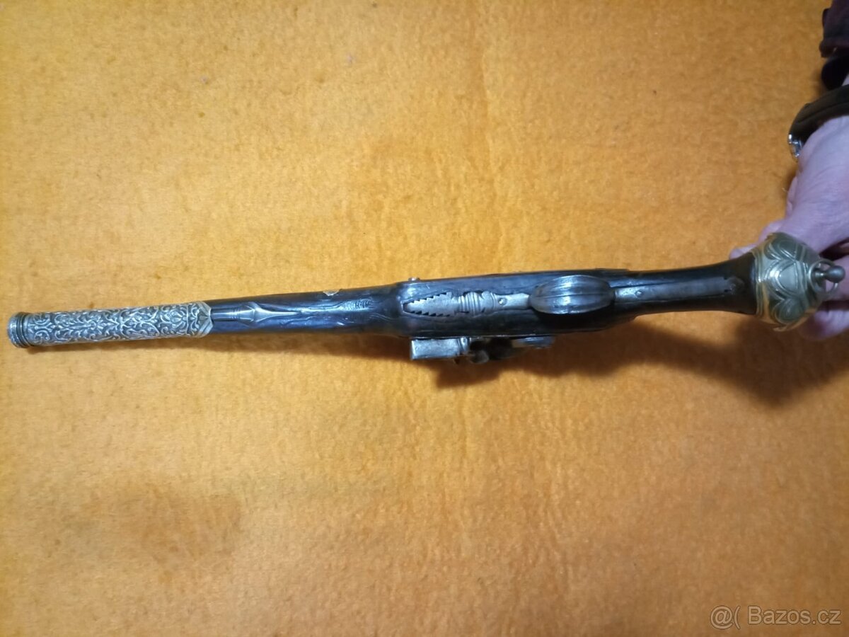 Křesadlová pistole - 3