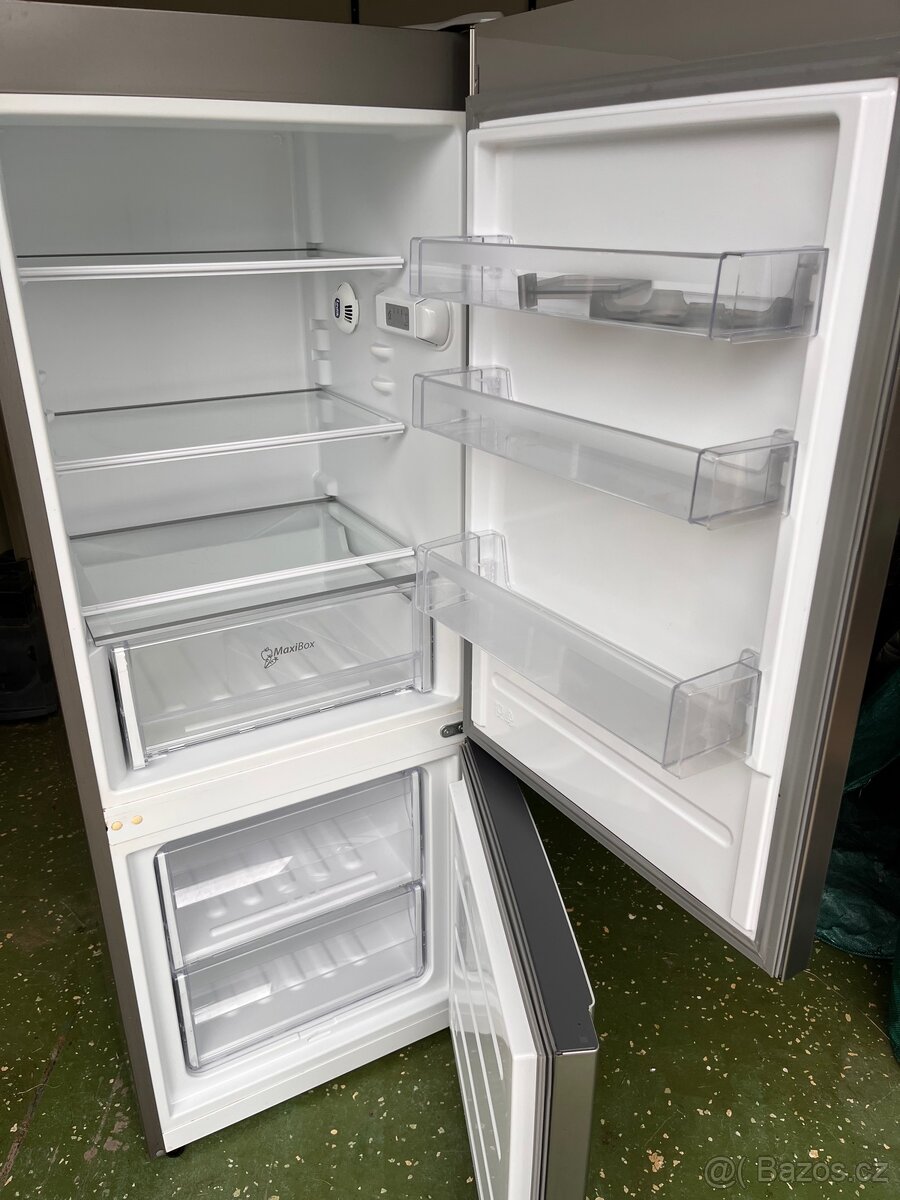 Lednice s mrazákem - 3