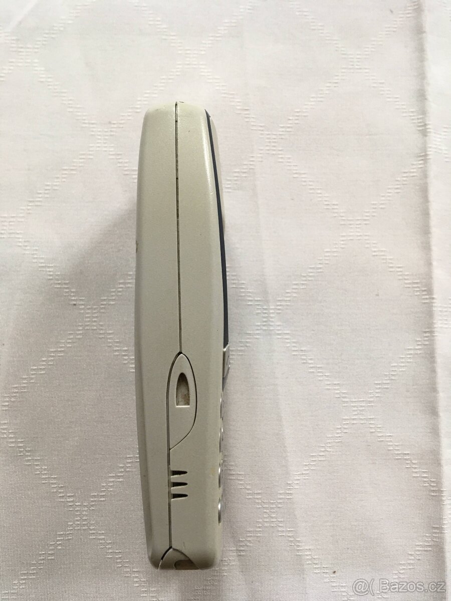 Nokia 3330 (NHM-6NX) s baterií - 3