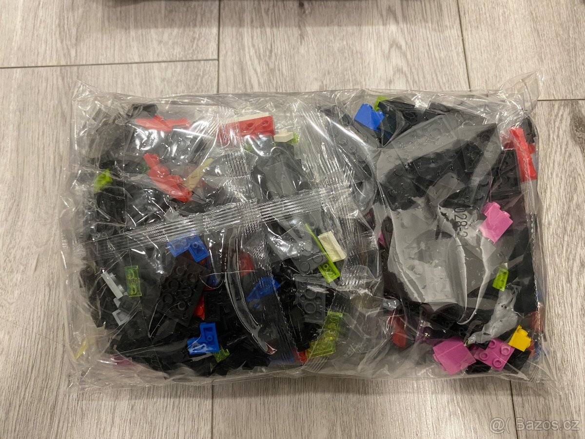 NOVÉ Venom Marvel - 565ks kostek - 3