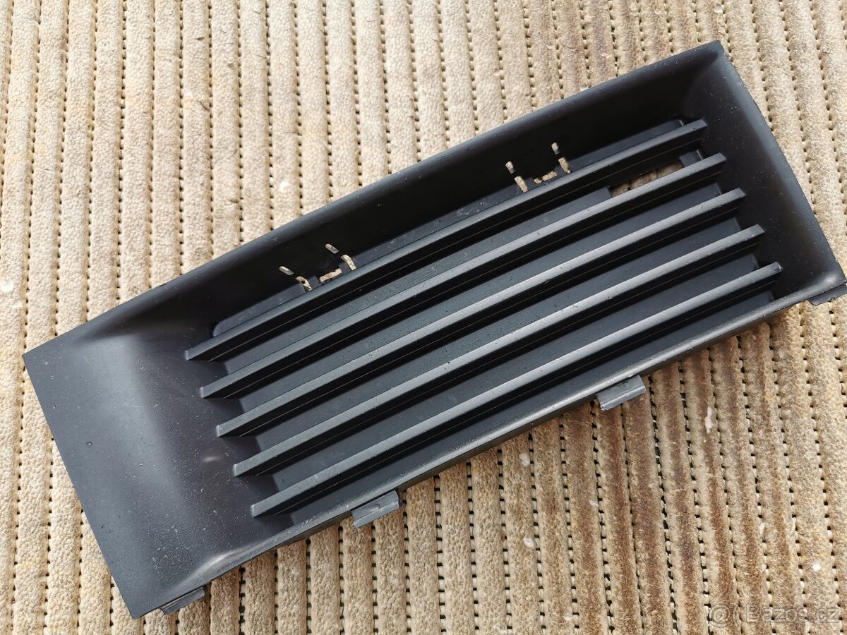 Škoda Fabia - Krytky předního nárazníku - 3